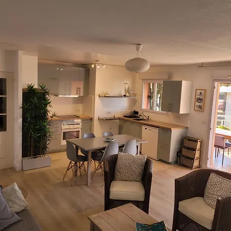 Bel 2 Proche Et Golfs By Beds83 Apartman *