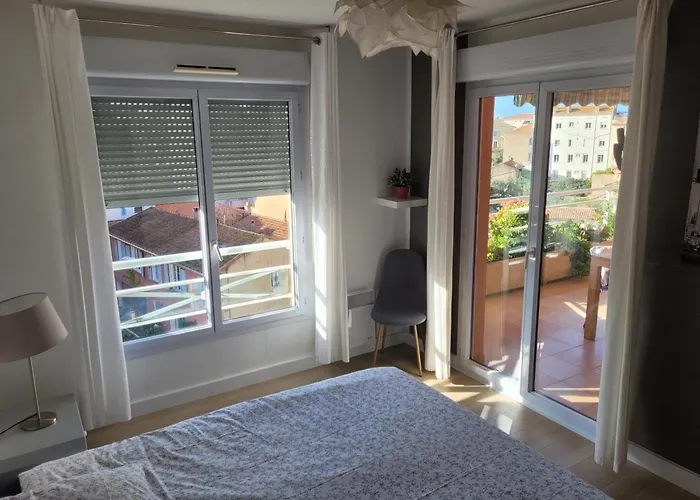 Bel 2 Proche Et Golfs By Beds83 公寓 Saint-Raphaël